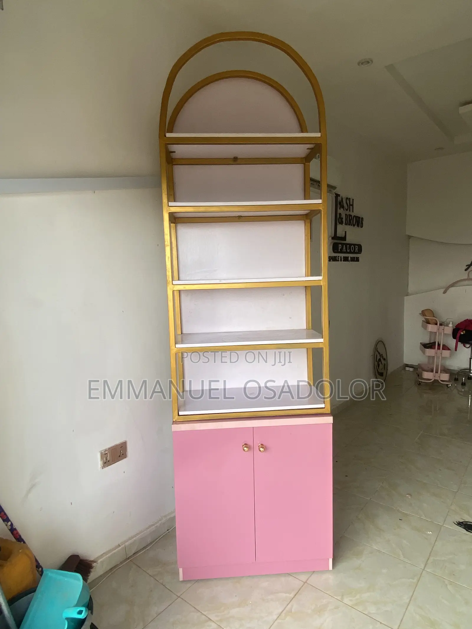 Designer Shelve