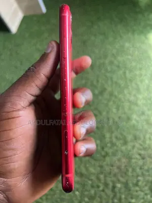 Apple iPhone 11 64 GB Red