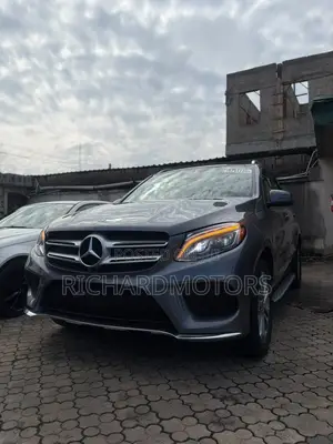 Mercedes-Benz GLE-Class GLE 350d 4MATIC 2018 Green