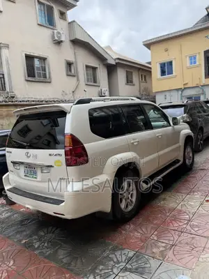 Lexus GX 470 Sport Utility 2006 White