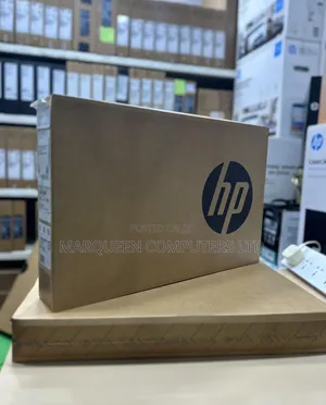 New Laptop HP 240 8GB Intel Core 3 SSD 512GB