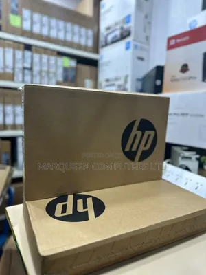 New Laptop HP 240 8GB Intel Core 3 SSD 512GB