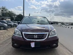 Honda Odyssey Touring 2010 Burgundy