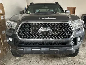 Toyota Tacoma Limited 2018 Gray