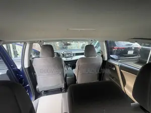 Toyota RAV4 XLE 4dr SUV AWD (2.5L 4cyl 6A) 2015 Blue