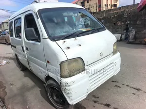 Suzuki Every 2004 White