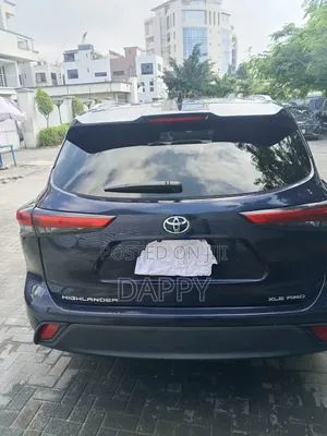Toyota Highlander L 2021 Blue