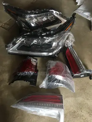 Light Lexus LX570 2020