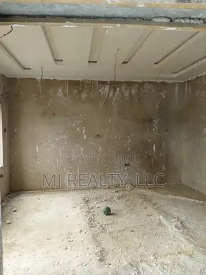 3bdrm Duplex in Phase 1 / Gbagada for sale