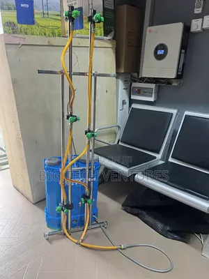 Battery-Operated Knapsack Sprayer With a Multi-Nozzle Extension Boom,
