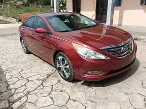 Hyundai Sonata 2013 Red