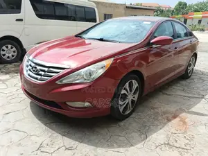 Hyundai Sonata 2013 Red