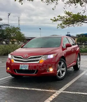 Toyota Venza XLE 2012 Red