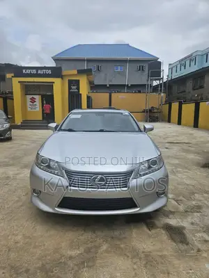 Lexus ES 2014 Silver