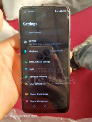 Tecno Camon 18i 128 GB Silver
