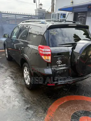 Toyota RAV4 2.5 Limited 4x4 2010 Black
