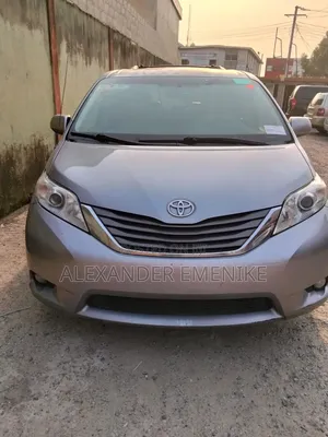 Toyota Sienna 2013