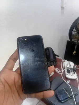 Apple iPhone 7 128 GB Black