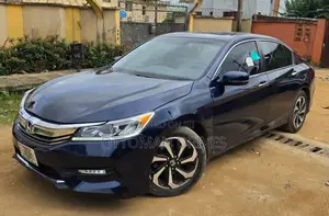 Honda Accord EX-L 4dr Sedan FWD (2.4L 4cyl 2A) 2017 Blue