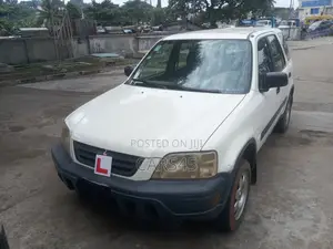Honda CR-V 2001 White