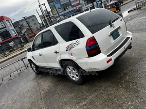 Acura MDX 3.5L 4x4 2001 White