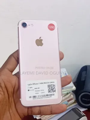 Apple iPhone 7 128 GB Gold