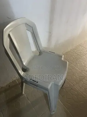 Rida Plastic Chairs