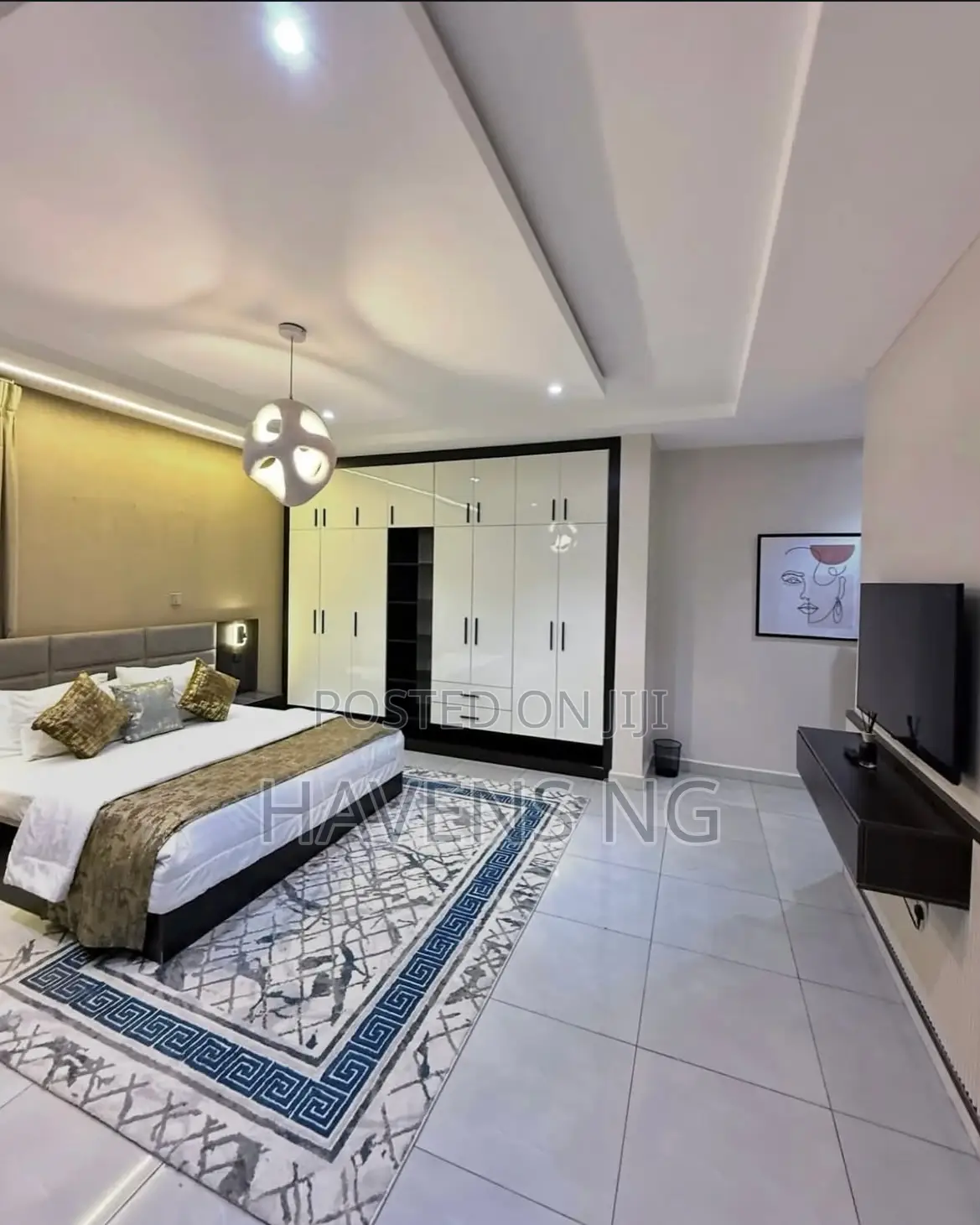 Luxurious 2-Bedroom Apartment
