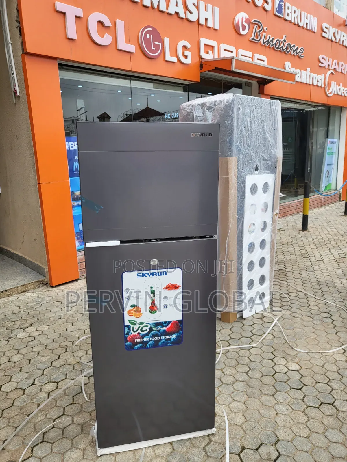 Skyrun Fridge BCD255H 220L