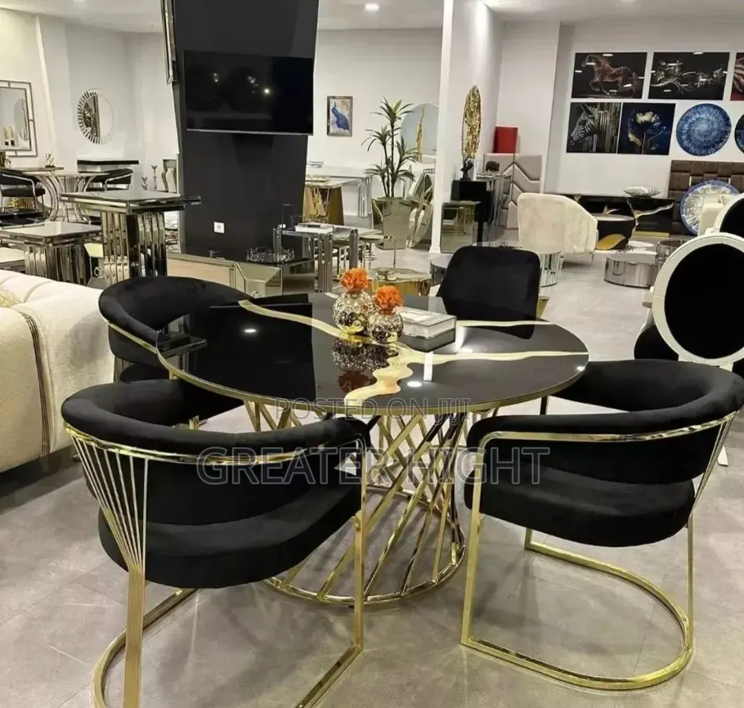Luxury Dinner Table Set 4 Seaters