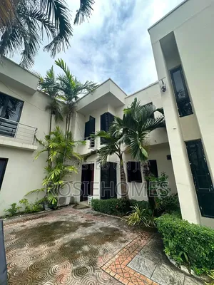 4bdrm Duplex in Banana Island for rent