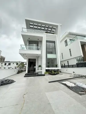 5bdrm Duplex in Inside And Interlock, Osapa london for sale