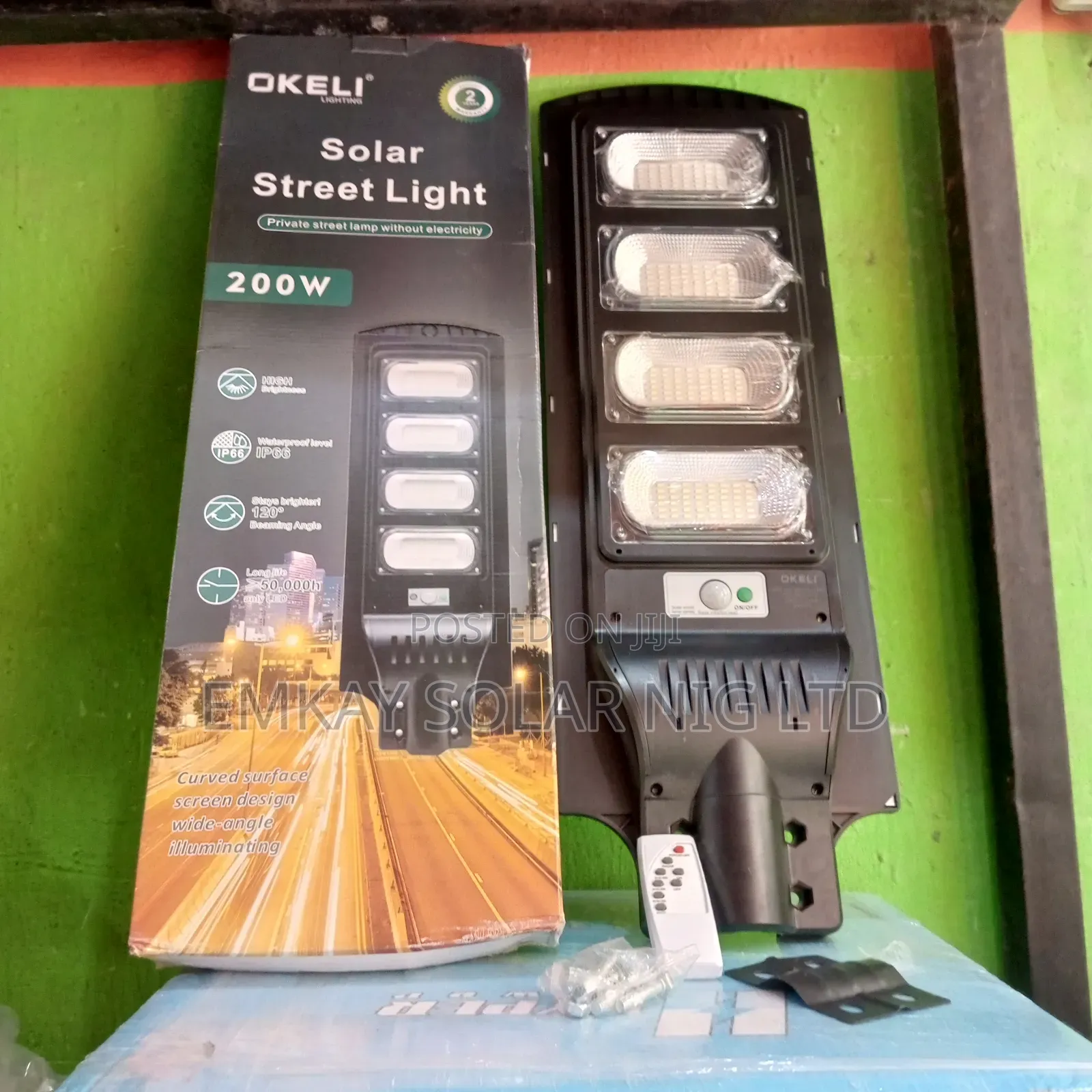 4 Eyes Solar Streetlight