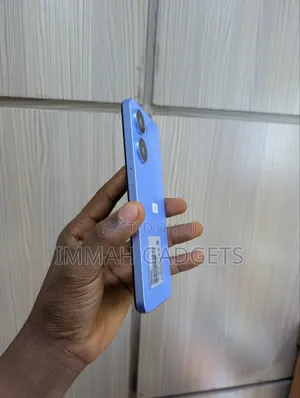 Hisense Infinity H72 Pro 128 GB