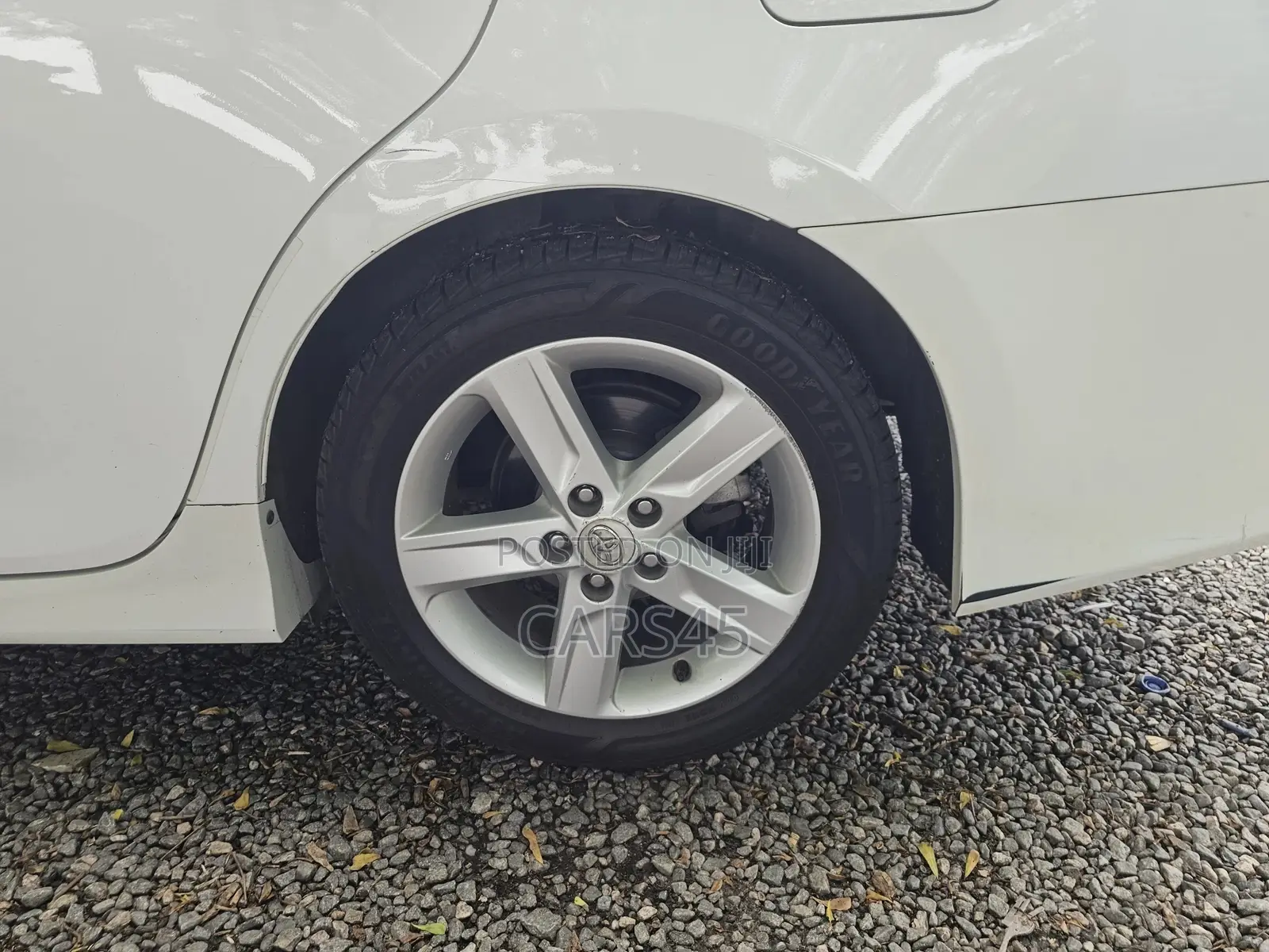 Toyota Camry 2014 White
