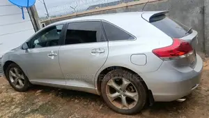 Toyota Venza V6 2010 Silver