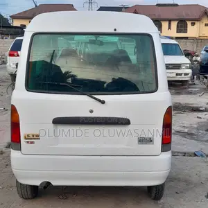 Daihatsu Hijet 2005 White