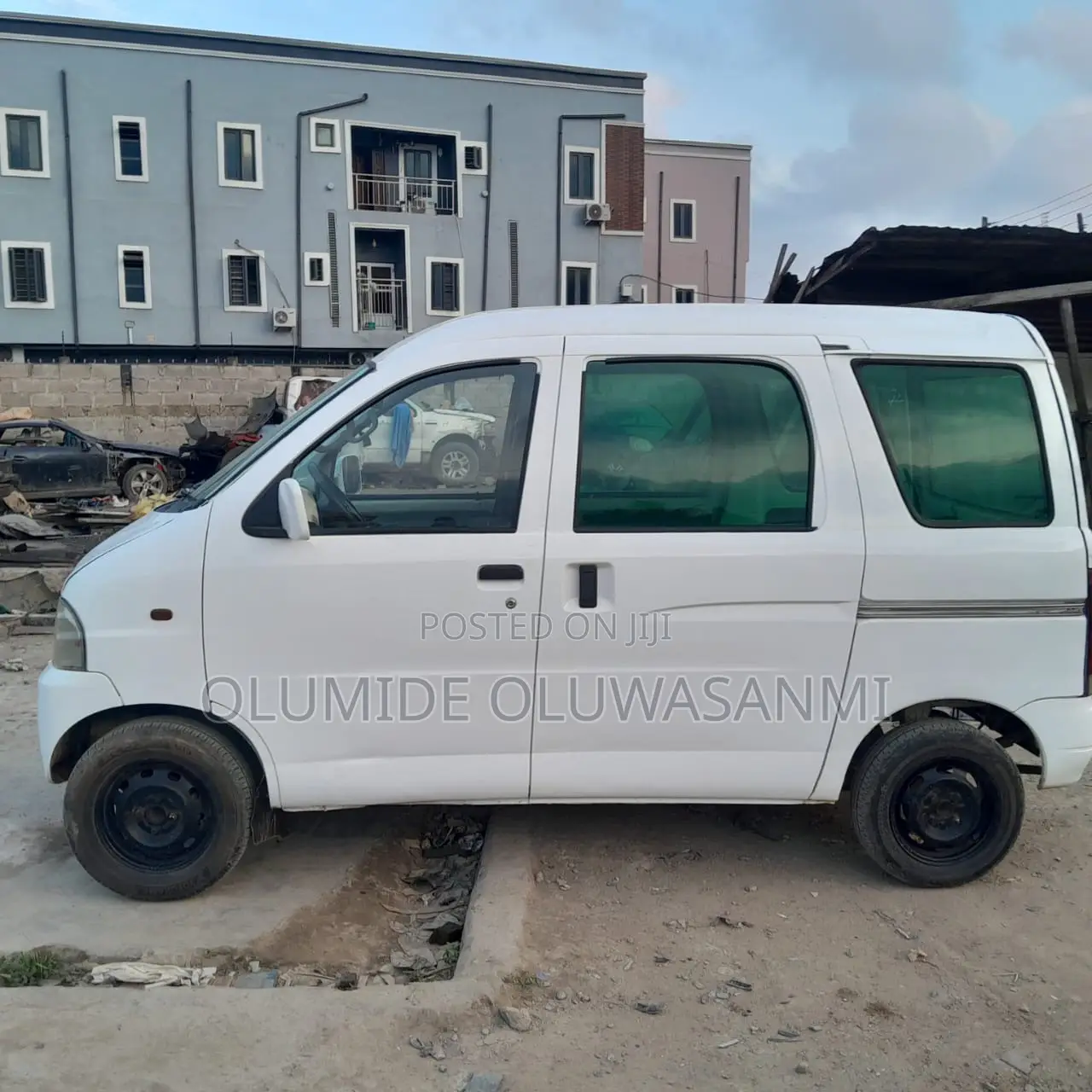 Daihatsu Hijet 2005 White