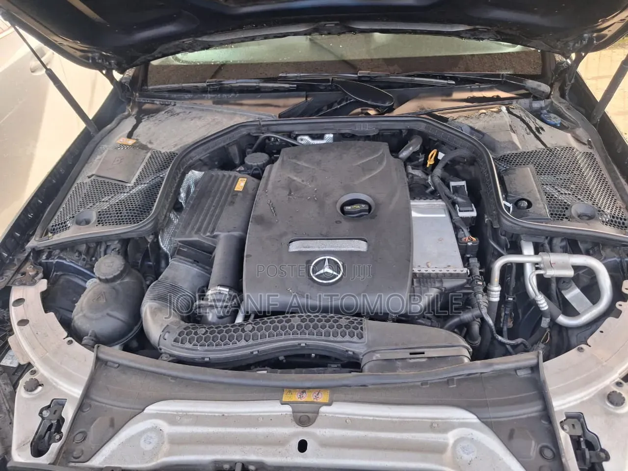 Mercedes-Benz C300 2016 Blue