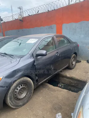Toyota Corolla 2009 Gray