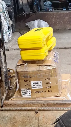 Hydraulic Cable Lug Crimper)