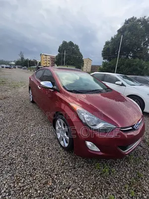 Hyundai Elantra 2014 Red