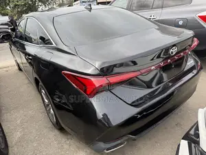Toyota Avalon XLE 2020 Black