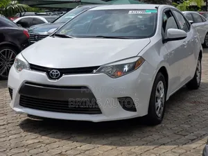 Toyota Corolla 2015 White