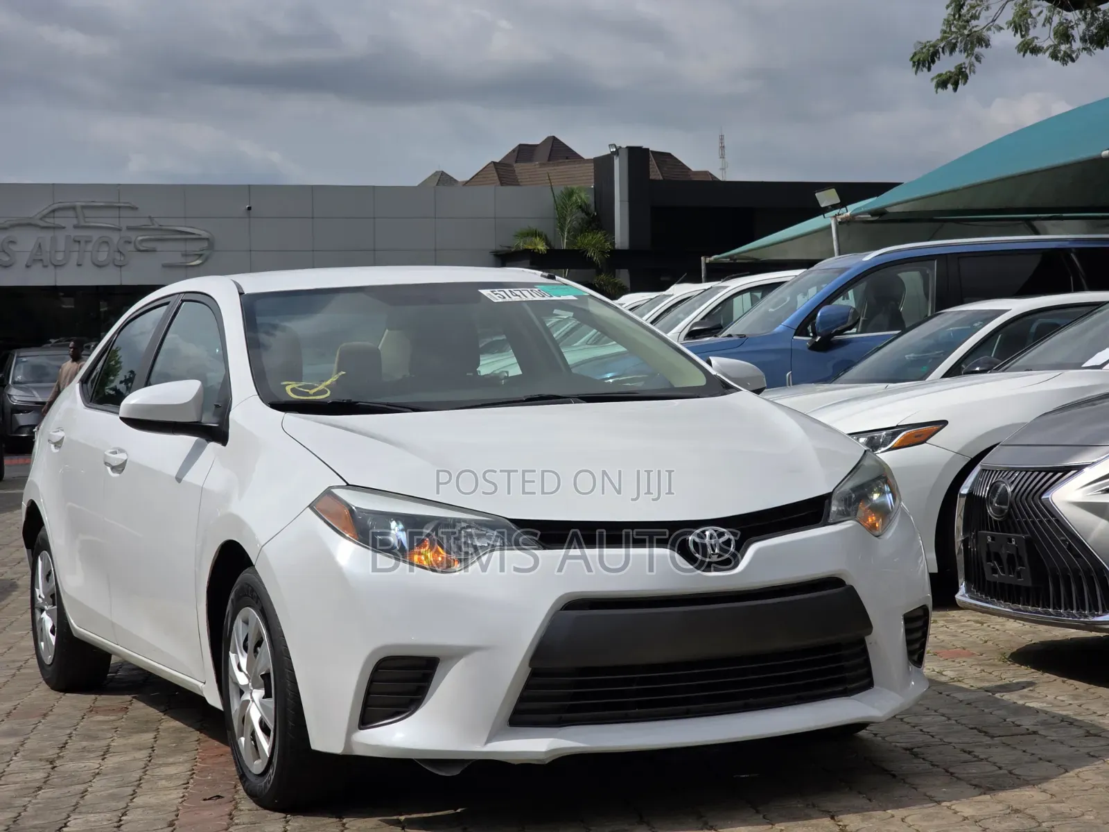 Toyota Corolla 2015 White