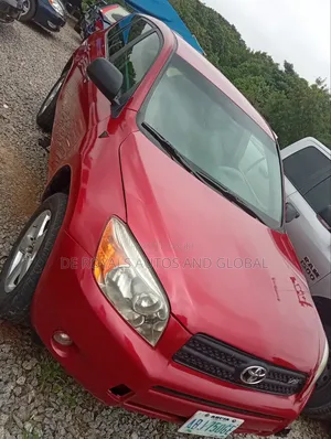 Toyota RAV4 V6 4x4 2007 Red