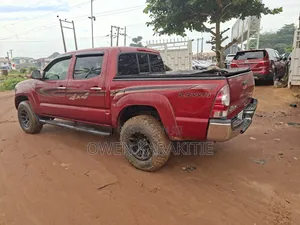 Toyota Tacoma 2008 Red