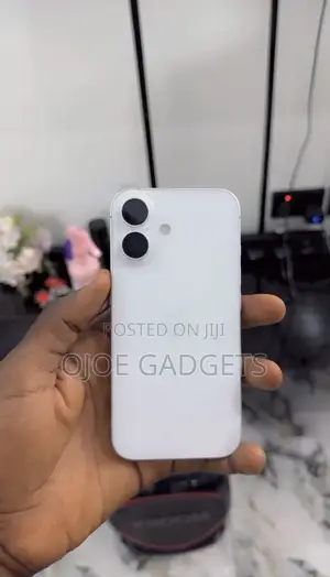 Apple iPhone 16 128 GB White