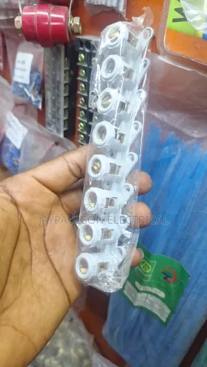 Screw Terminal Strip