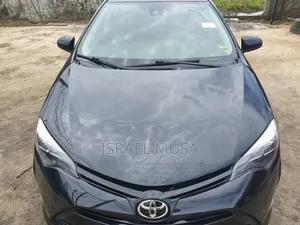 Toyota Corolla 2017 Black